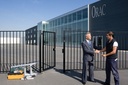 LOCINOX LEKQU2 ELEKTRISCH SLOT IN OPBOUW MET NORMAAL OPEN WERKING