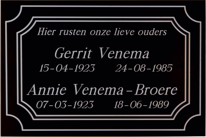 GEPERSONALISEERD NAAMBORD IN KUNSTSTOF