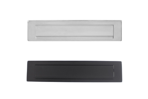 INTERSTEEL BRIEVENBUSKLEP MET KLEP/REGENRAND
